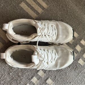 White on cloud sneakers